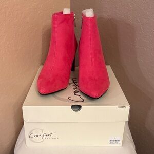 ❤️❤️ CATO Women's Fuchsia Suede Ankle Booties Brand New with Box Regular Size 8
